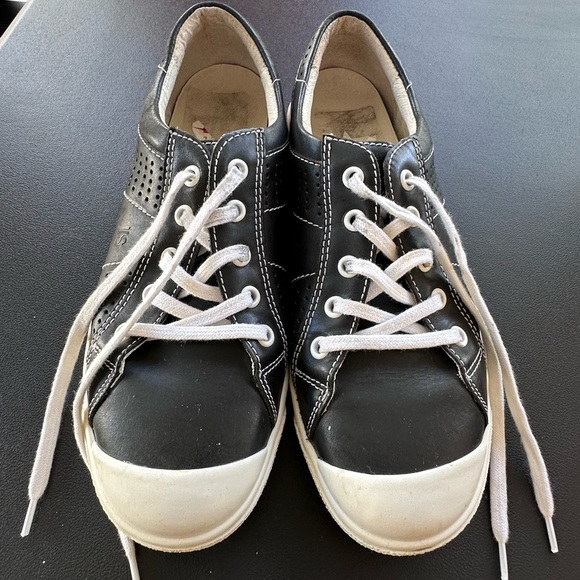 Josef Seibel Shoes - Josef Seibel Black Caspian Sneakers size 7
